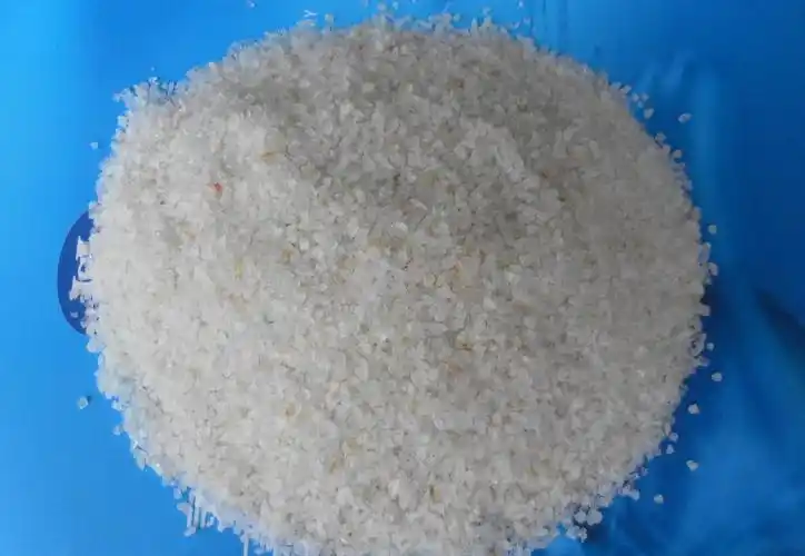 如何选择合适的石英砂？不同类型石英砂的应用对比